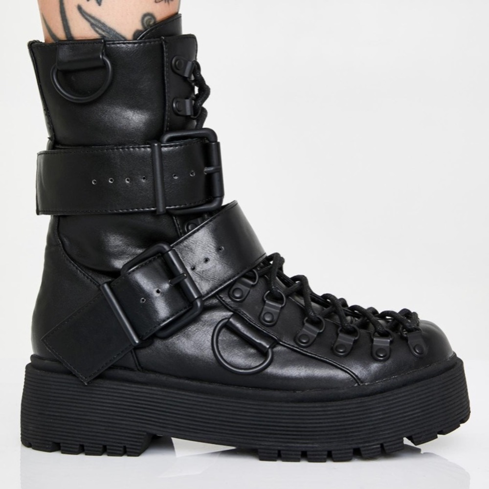 ❌SOLD❌🖤DOLLSKILL🖤 Club Exx Low Traitor Boots - Picture 3 of 7